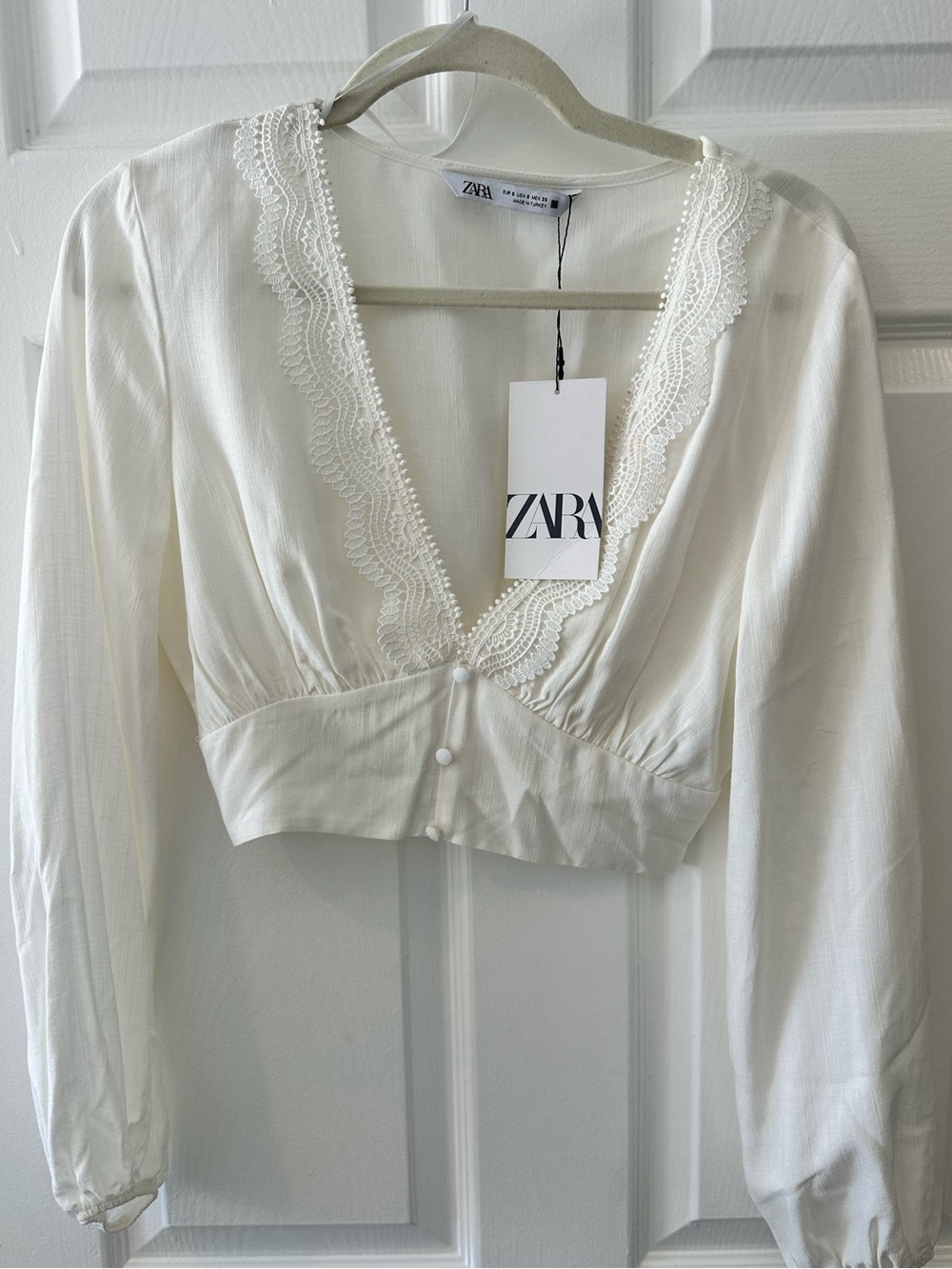 ZARA Off-White Lace-Trim V-Neck Cropped Blouse Size S NWT